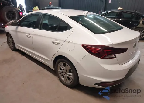 2020 Hyundai Elantra Value Edition z USA, uszkodzony, nr VIN 5NPD84LFXLH619228